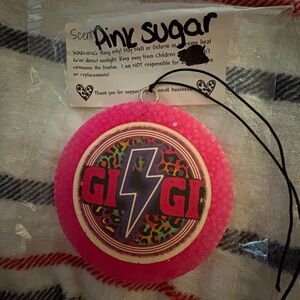 Gigi Pink Sugar scented Freshie! 🩷🖤